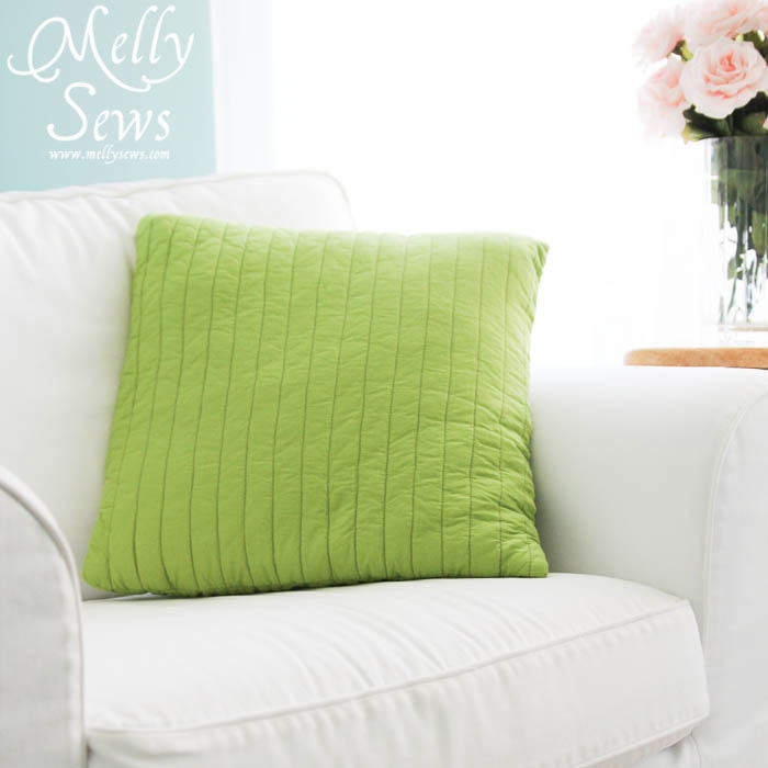 Straight line easy quilted pillow tutorial by Melly Sews