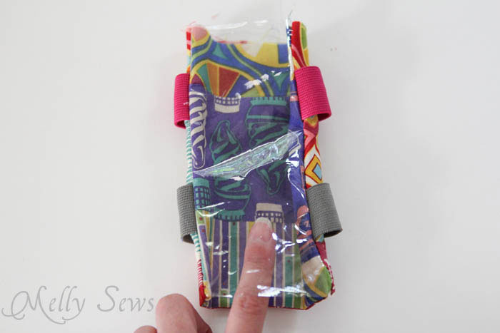 Step 4 DIY armband for touchscreen devices - a tutorial by Melly Sews