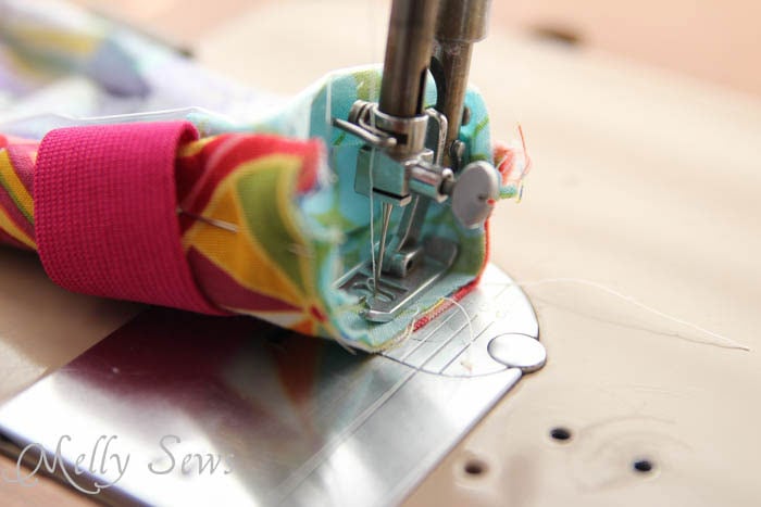 Step 6-2 DIY armband for touchscreen devices - a tutorial by Melly Sews