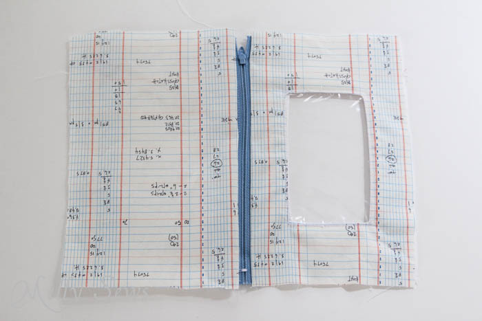 Step 14 back Notebook paper zipper pouch tutorial