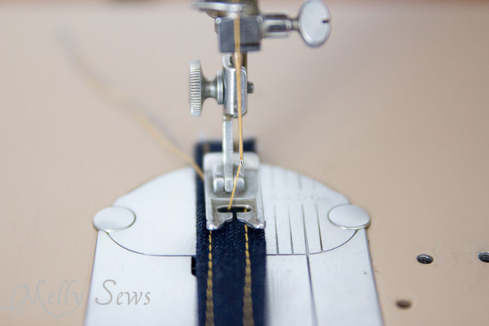 Belt loop stitching - http://mellysews.com