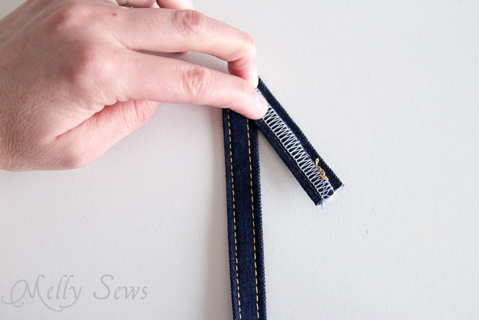 How to sew belt loops for jeans - http://mellysews.com
