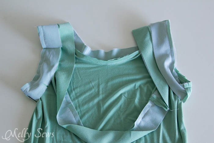 Step 3 - Bow Back Dress Tutorial - http://mellysews.com