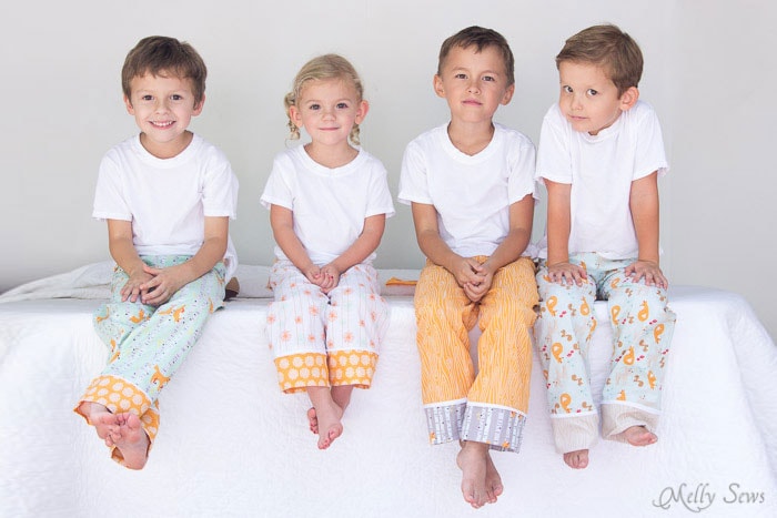 Kids pajama pants tutorial - Sew Pajama Pants - Melly Sews