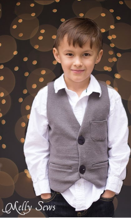 Edited photo - How to get twinkle light bokeh for holiday photos - Melly Sews