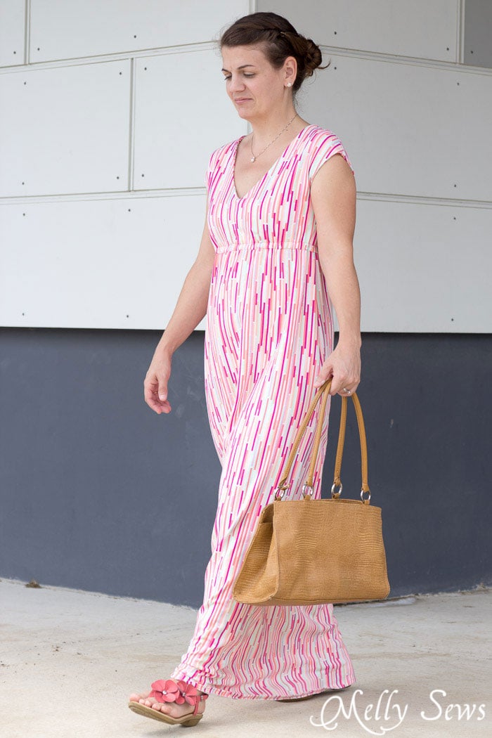 I need this! - Striped Maxi Dress with free pattern - sew a maxi dress for women - 30 Days of Sundresses - Melly Sews