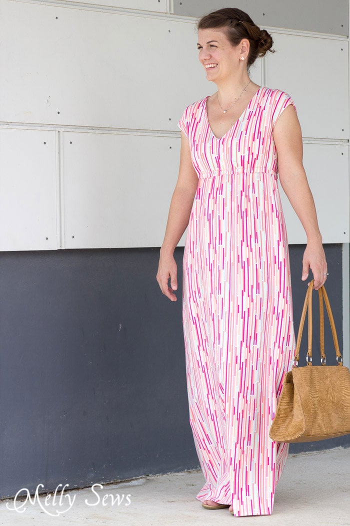 Love this! Must make - Striped Maxi Dress with free pattern - sew a maxi dress for women - 30 Days of Sundresses - Melly Sews