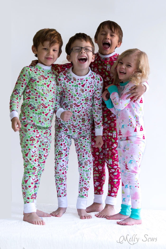 Group pajama hug! DIY Sew knit kids Christmas pajamas - with FREE pattern! - Melly Sews
