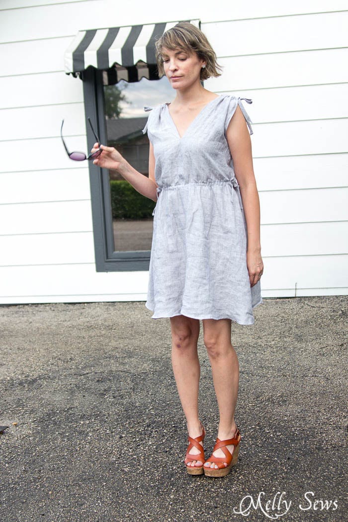 Cute! Linen Sundress Tutorial - DIY Dress for any size by Melly Sews for (30) Days of Sundresses