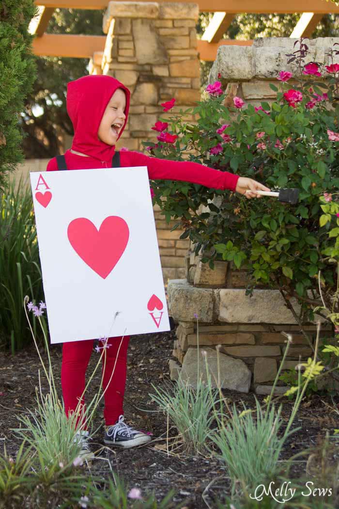 Painting the Roses Red - DIY Card Soldier Costume from Alice in Wonderland - Tutorial by Melly Sews