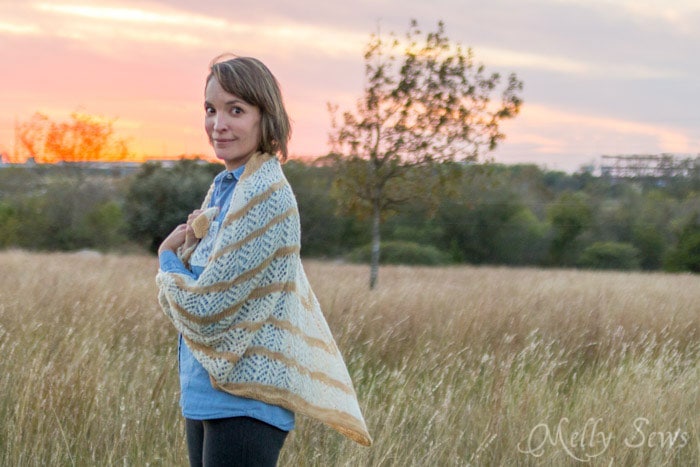 Lace knit shawl - Lorelai Shawl knitting pattern by Very Shannon knitted by Melly Sews