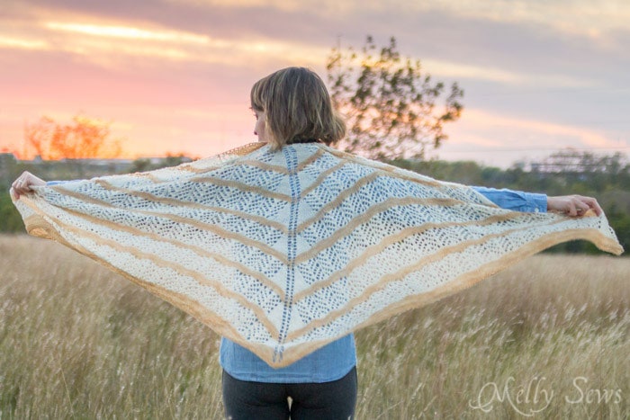 Full view - Lorelai Shawl knitting pattern by Very Shannon knitted by Melly Sews