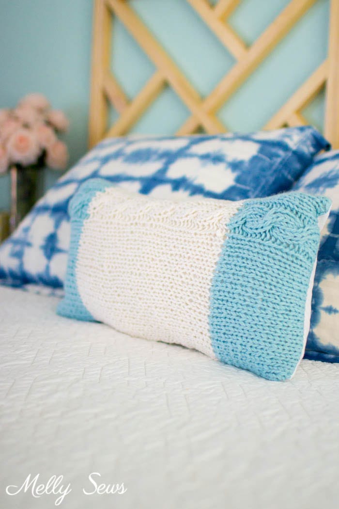 Cable Knit Pillow - Pattern and Tutorial by Melly Sews 