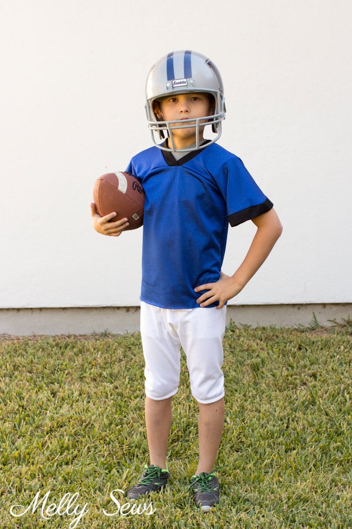 Football Play Costume - DIY Football Costumes - How to Make a Football Player Costume, How to Make a Cheerleader Costume, How to Make a Dance Squad Costume - Melly Sews Group Halloween Costume