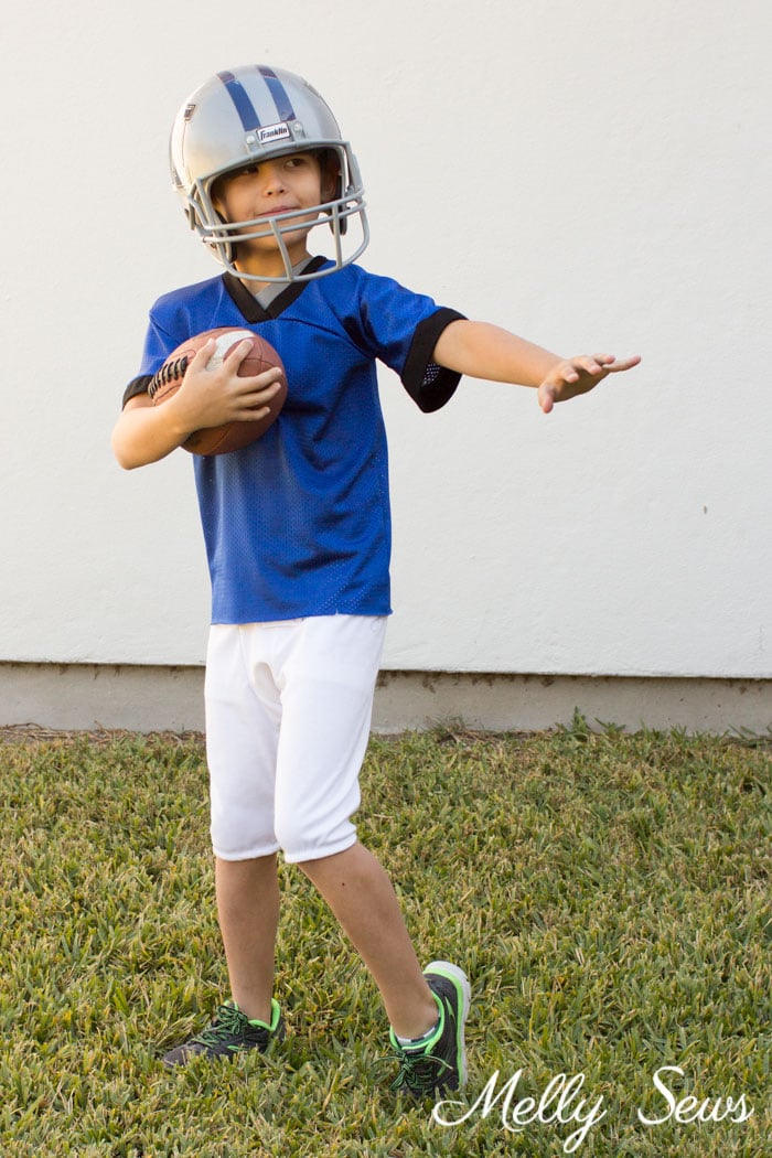Football Player Costume - DIY Football Costumes - How to Make a Football Player Costume, How to Make a Cheerleader Costume, How to Make a Dance Squad Costume - Melly Sews Group Halloween Costume