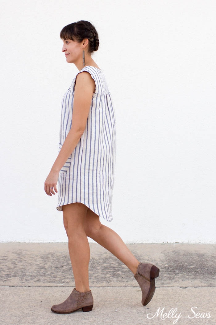 Striped dress - linen dress from the Valetta pattern by Blank Slate Patterns sewn by Melly Sews 