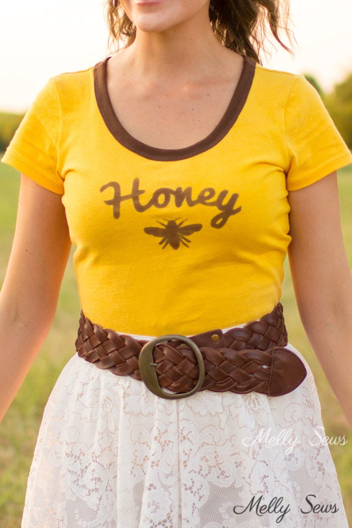 Handmade Honey Bee T-shirt - How to make a custom t-shirt - DIY Tutorial to Print Your Own T-shirt by Melly Sews