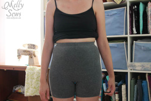 Tutorial: Make a yoga waistband and lose the muffin top – Sewing
