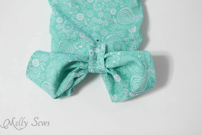 Melly Sews How to Make a Bow Sleeve #sewing