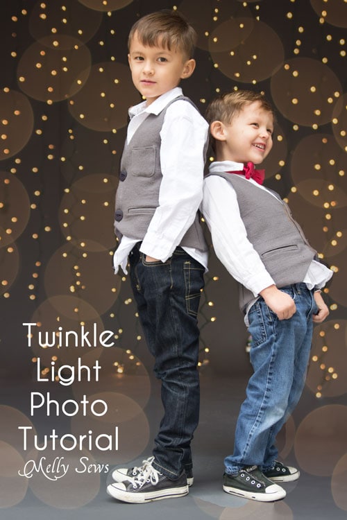 So cute - and easier than I thought! How to get twinkle light bokeh for holiday photos - Melly Sews