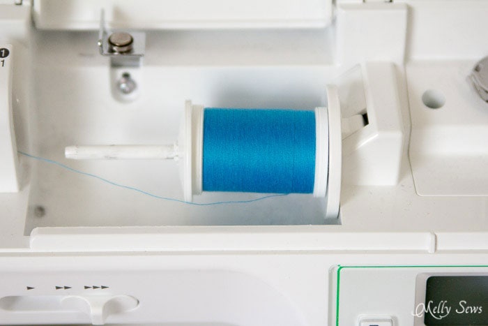 Minimize thread changes - Tips for faster sewing - Melly Sews