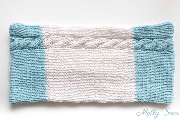Cable Knit Pillow - Pattern and Tutorial by Melly Sews 