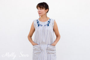 Modern muumuu - linen dresse from the Valetta pattern by Blank Slate Patterns sewn by Melly Sews