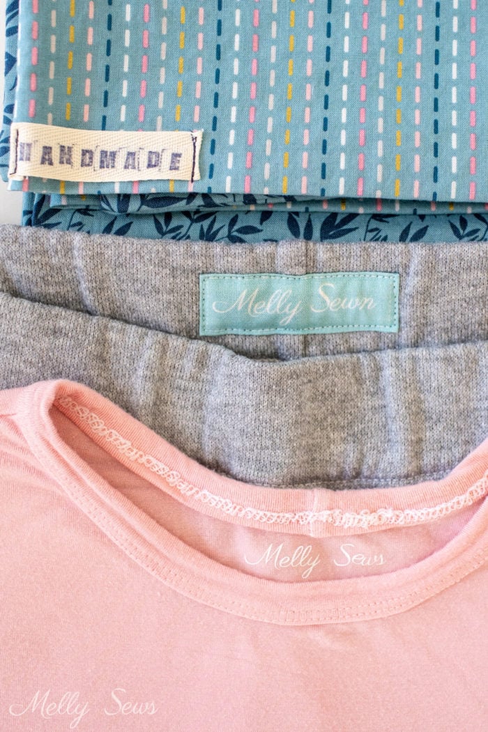 Different ways to make clothing tags - with stamps, with custom fabric and with heat transfer vinyl