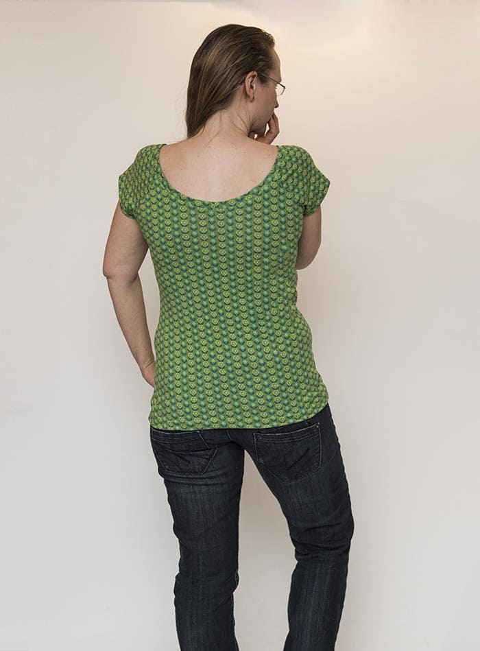 Fairelith Raglan Top sewing pattern for knits from Blank Slate Patterns | sewn by Inspinration