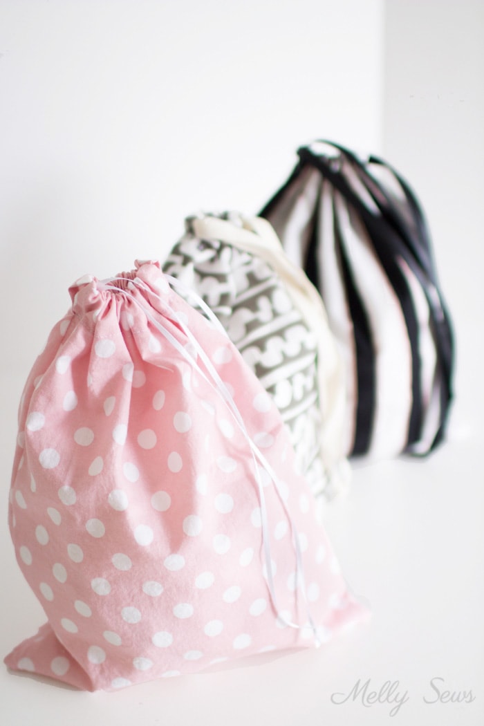 First sewing project - Sew a Drawstring Bag - Beginner Sewing Project - Melly Sews