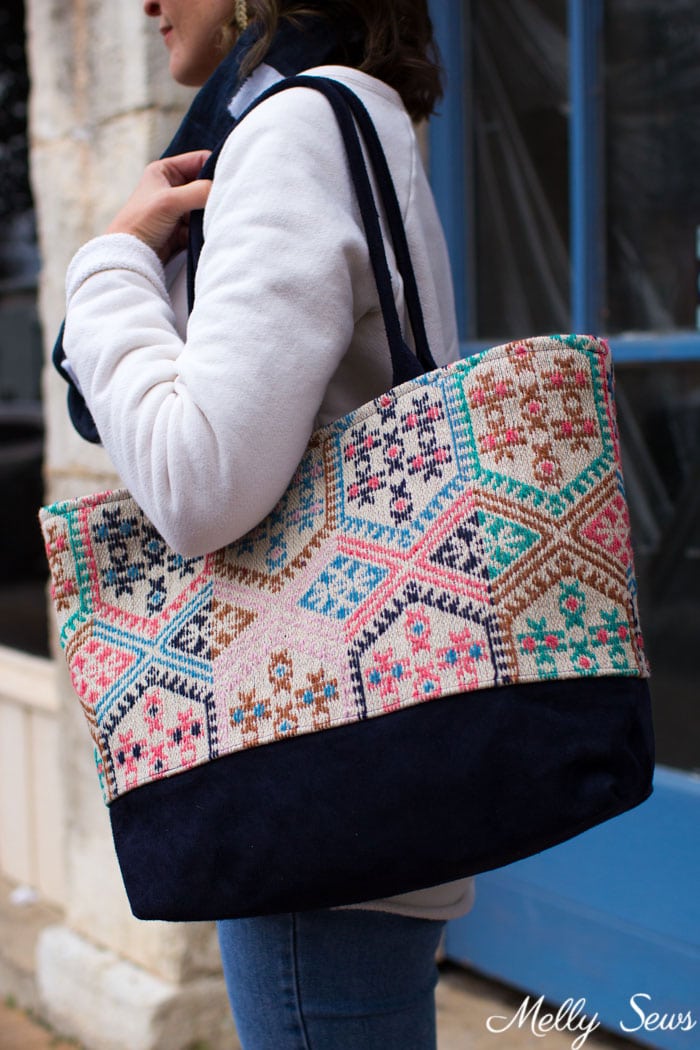Boho Tote Bag - Colleen Tote pattern by Love You Sew - sewn by Melly Sews