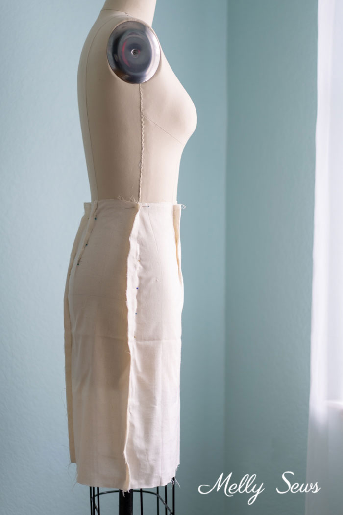 Skirt muslin - How to makae a skirt pattern - draft a skirt block or skirt sloper
