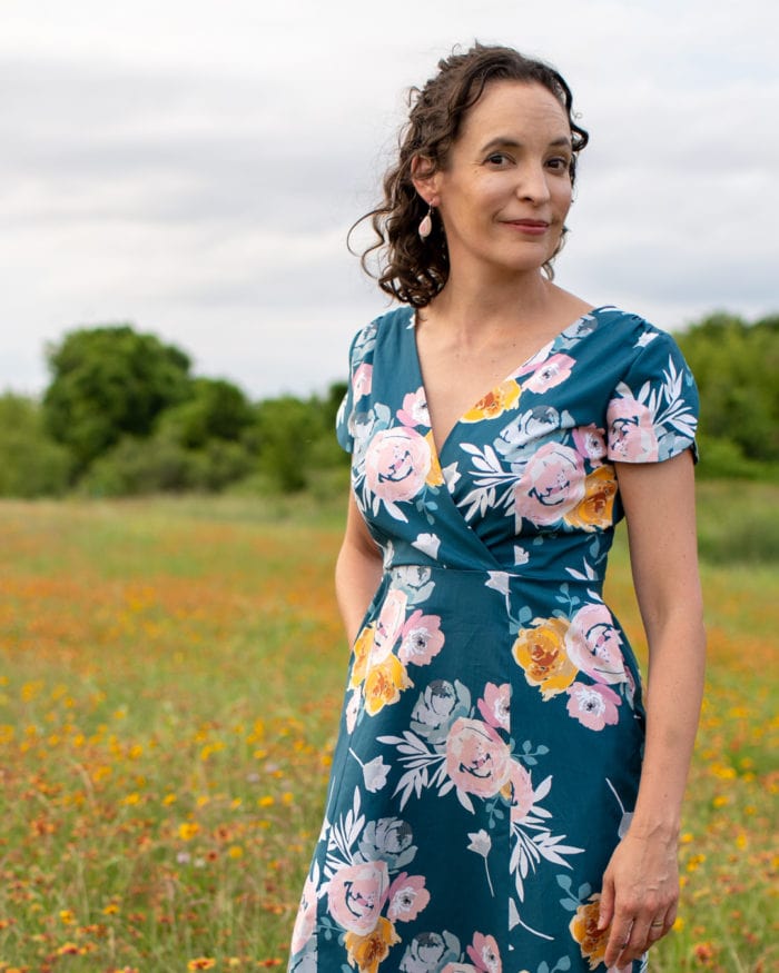 Floral print dress - stunning! Projects sewn with Blooms and Bobbins fabric by Melissa Mora for Riley Blake Designs