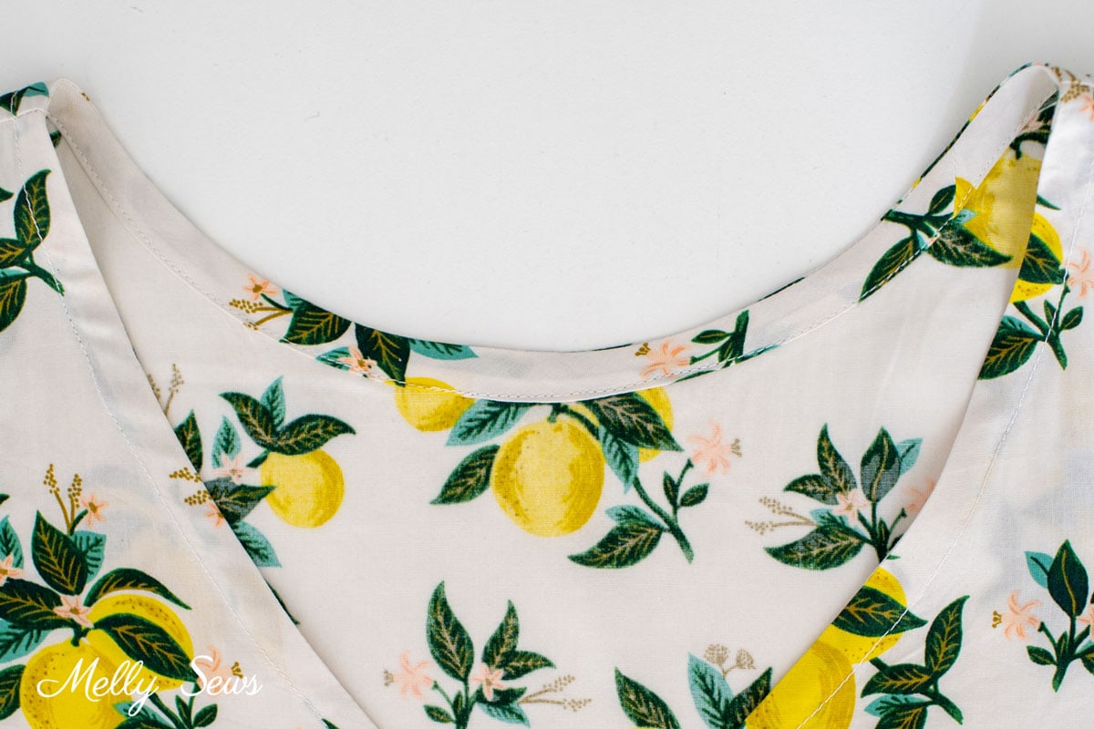 How To Use Single Fold Bias Tape Melly Sews How to use single fold bias tape melly sews