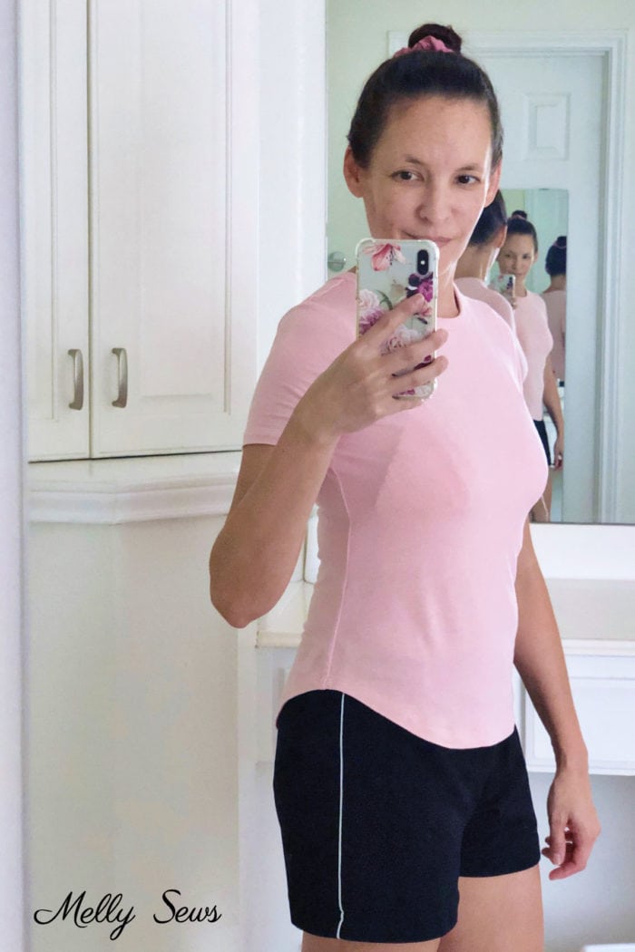 Wearing a DIY pink t-shirt with a round hem