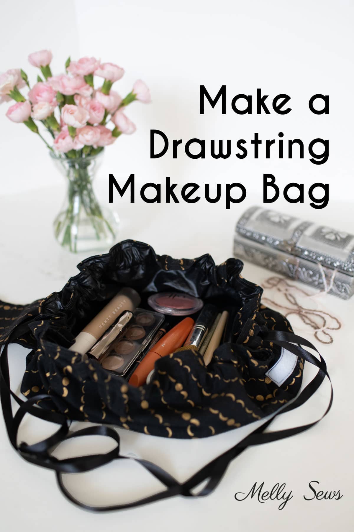 DIY Round Drawstring Makeup Bag