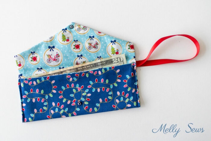 Cash gift holder in blue fabric prints