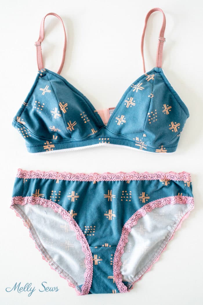 Blue and coral pink DIY bra and underwear set 